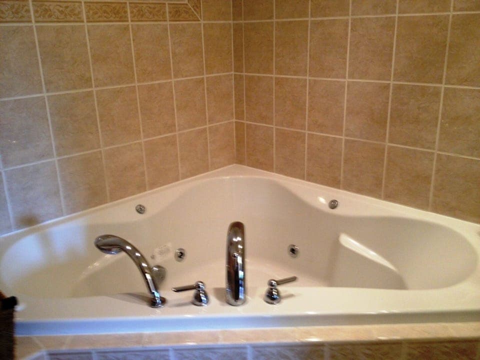 Large Jetted Tub