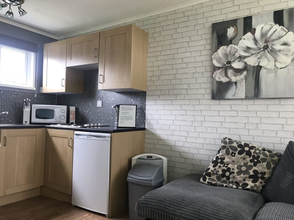 Kitchen / lounge area