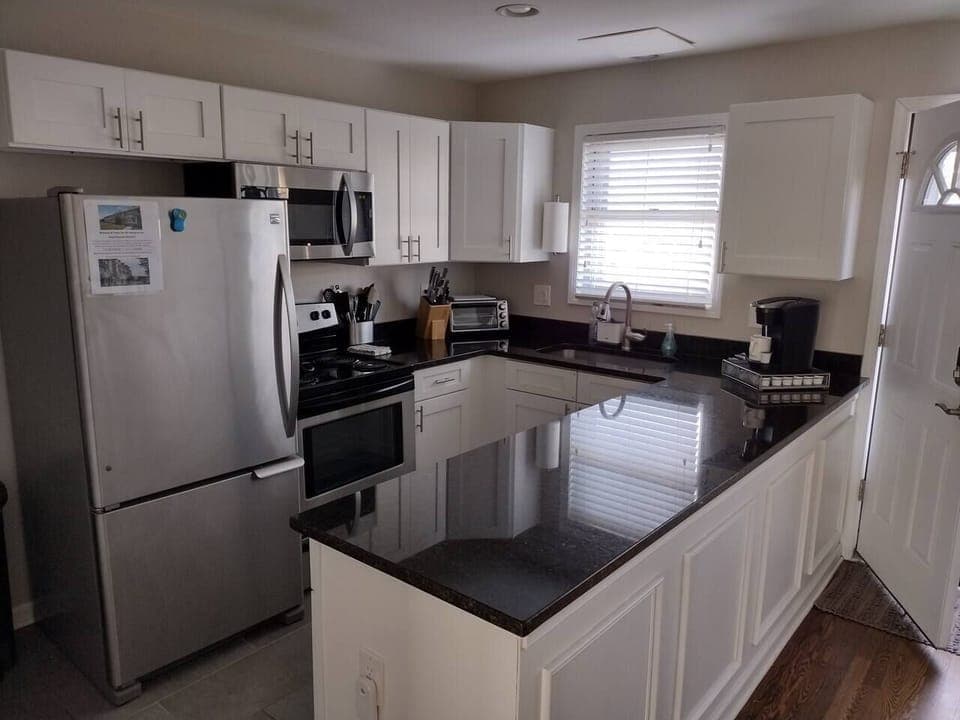 Full wrap island Kitchen