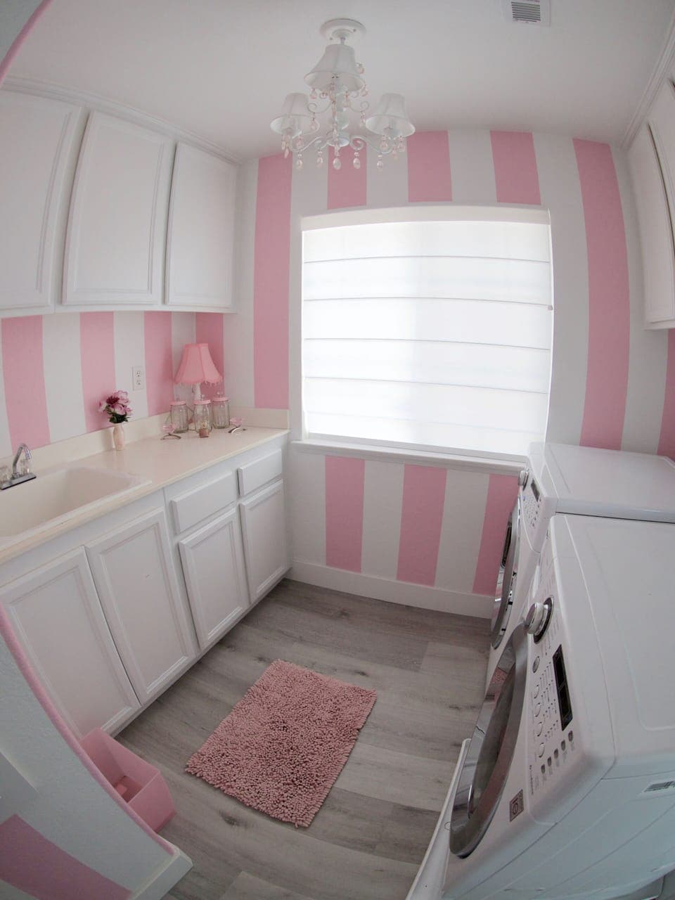 Laundry room (upstairs)