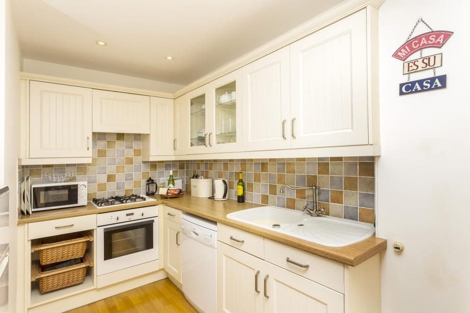 Well equipped kitchen