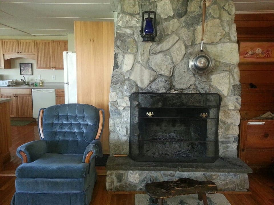 Gorgeous working fireplace