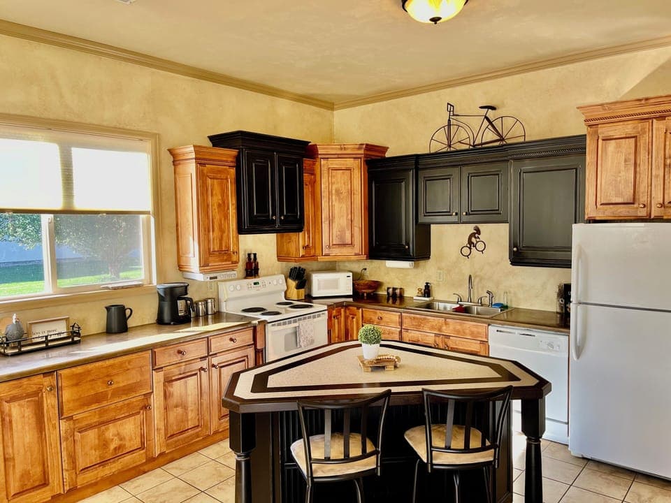 Kitchen and dining room