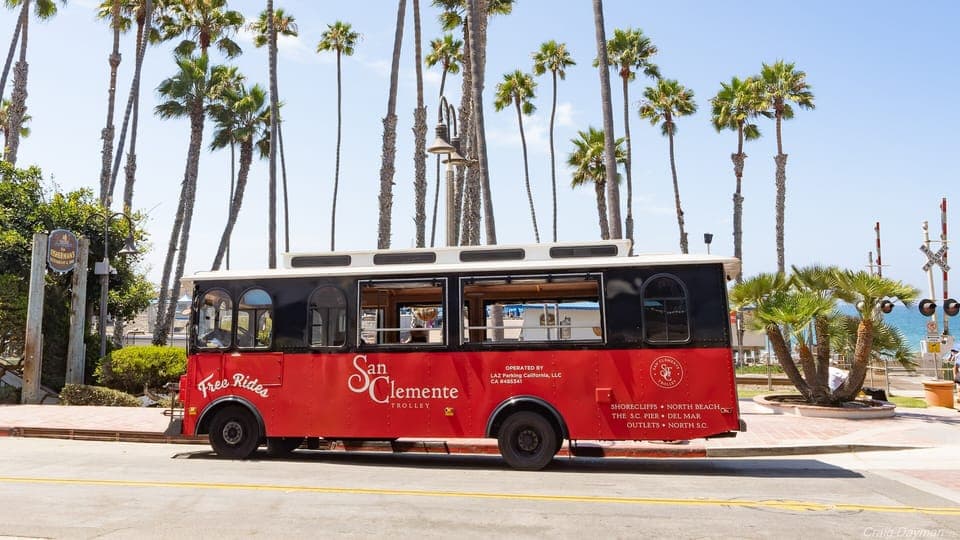 free shuttle around town!
schedule varies with seasons