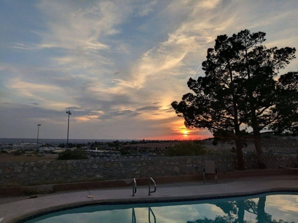 Sunset view from the backyard 