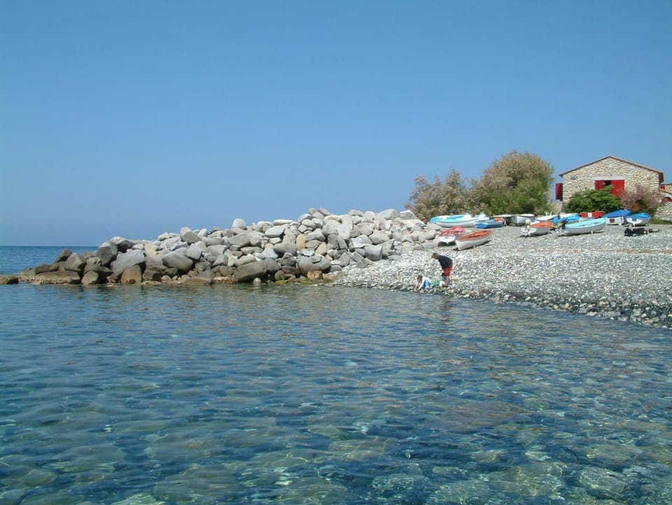 Stone and wood villa on wreck's beach