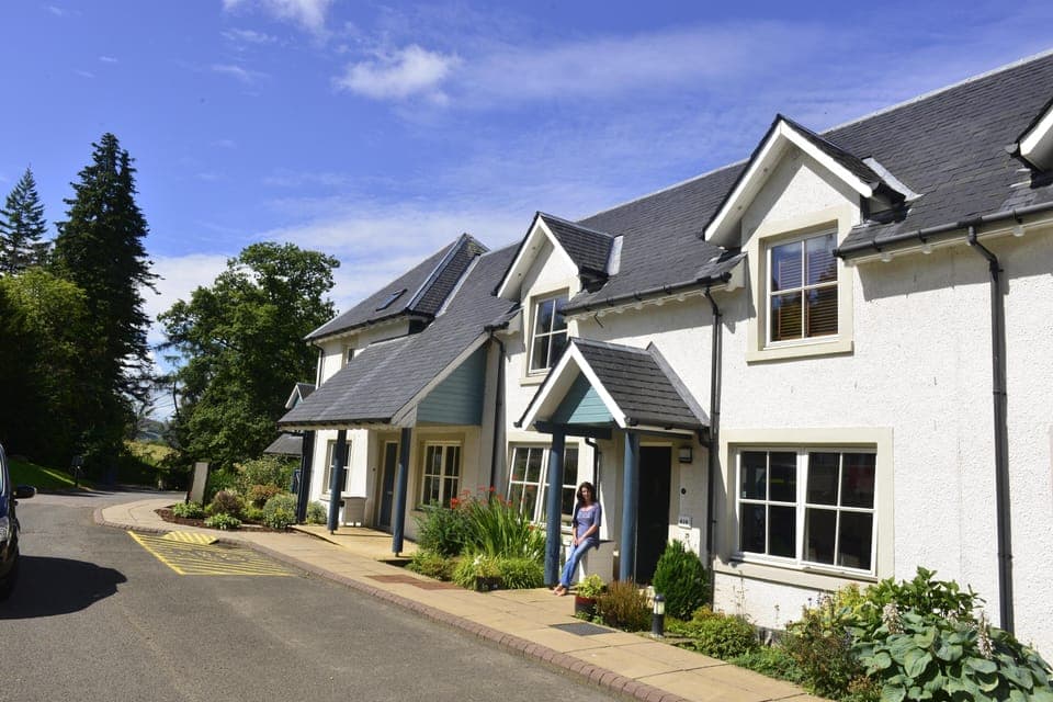 Exterior View Ryder Cup Lodge - Free Parking available right outside the door.