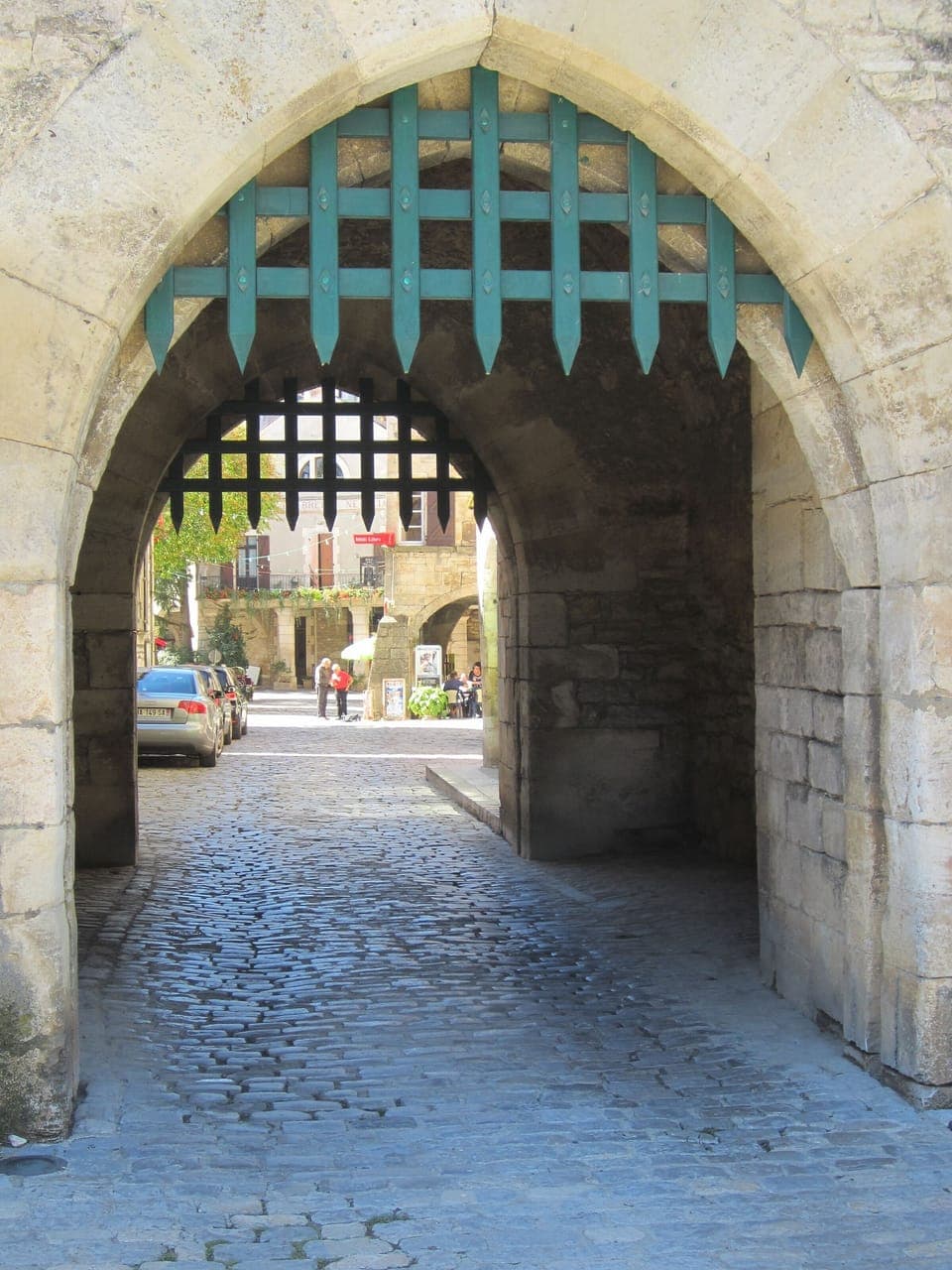 Nearby Bastide, Villeneuve d'Aveyron