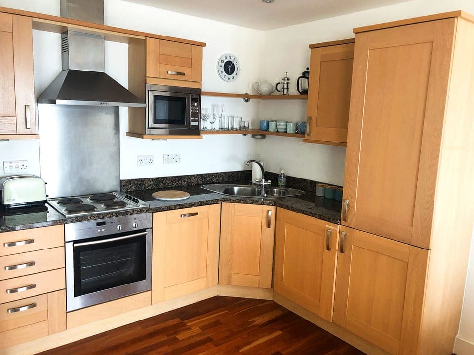 Open plan lounge kitchen diner.
WM Dishwasher, full size fridge freezer