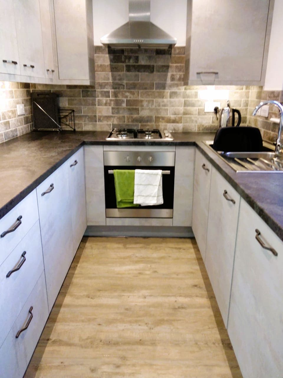 Fully equipped kitchen complete with dishwasher, microwave, fridge and washer