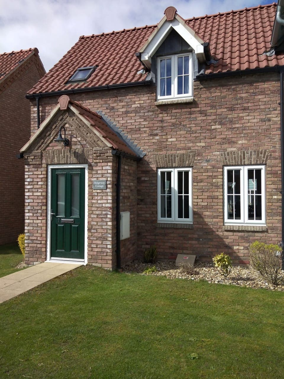 The outside of Ridgeway cottage