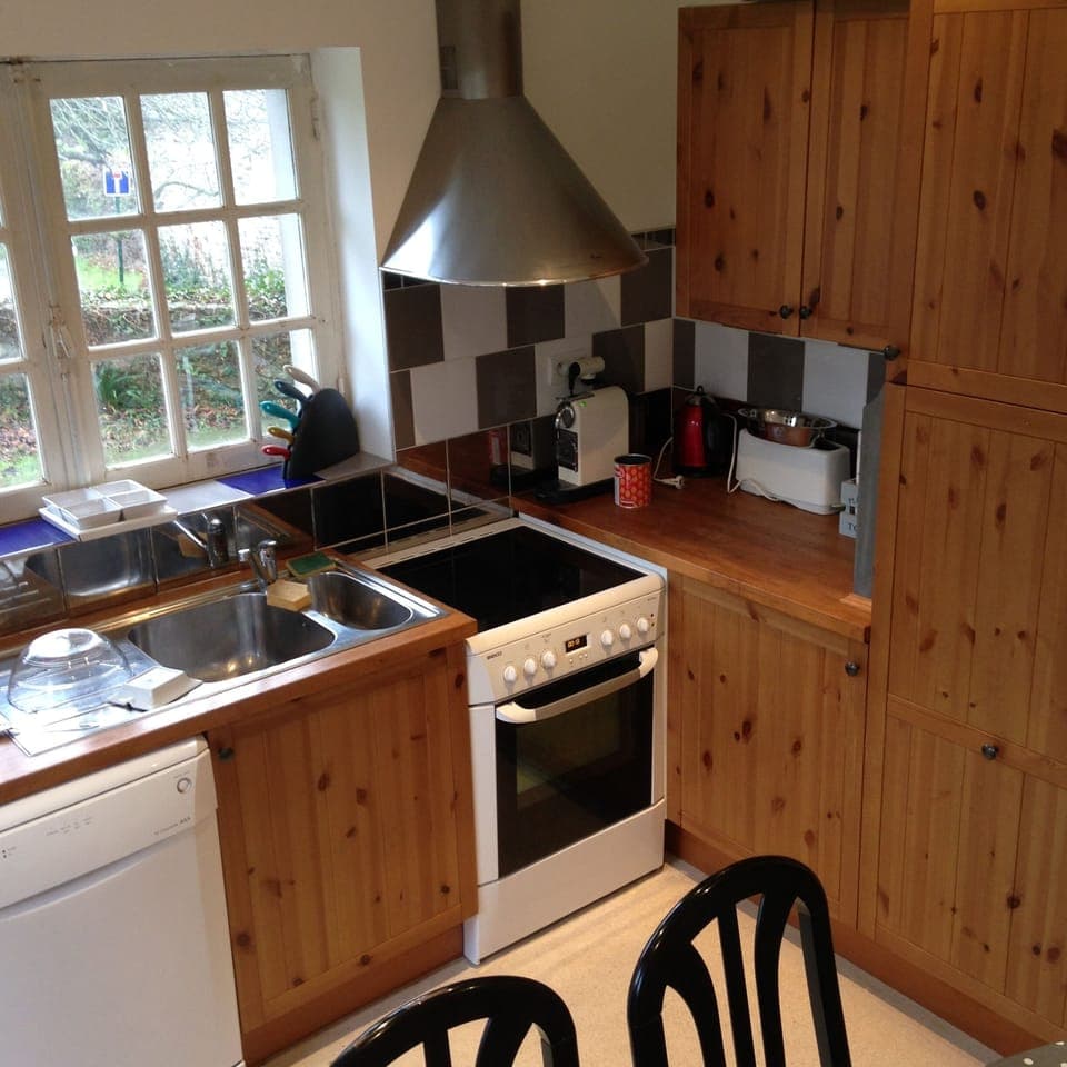 The kitchen – ground floor