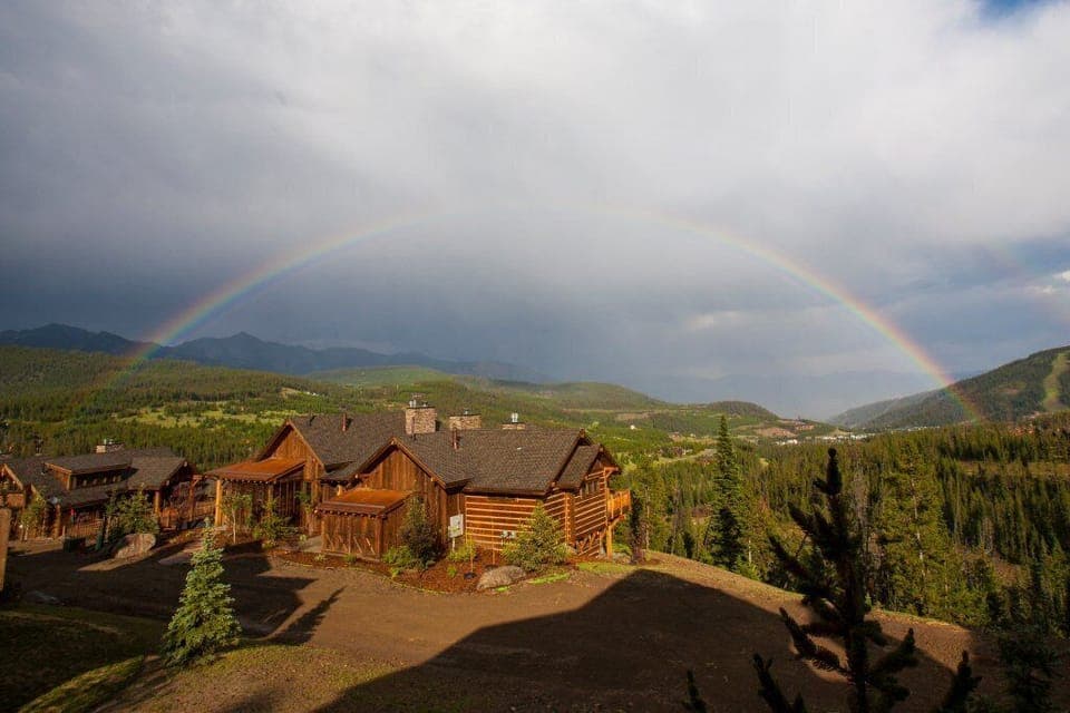 Stunning Mountain Views at 8,000 feet ... "Moonlight Magic"