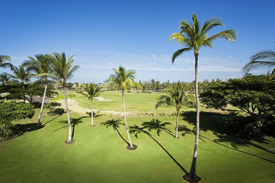 Expansive Golf Course View From The Comfort of Your Private Lanai