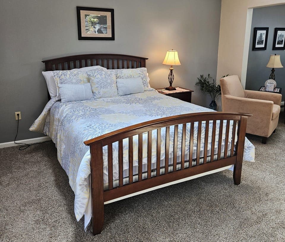 Comfortable and adjustable bed