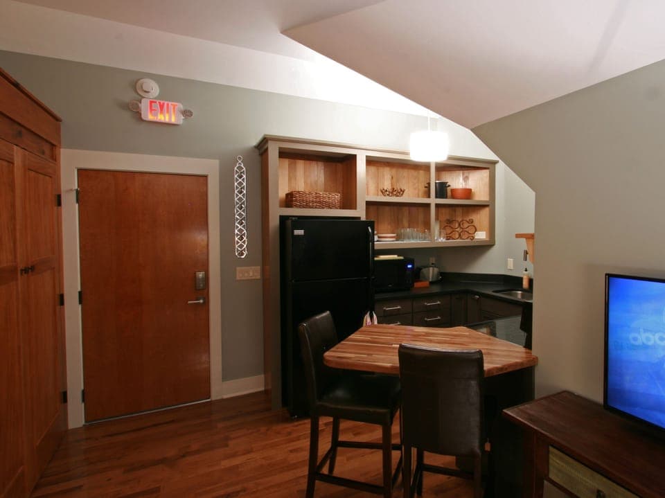 view toward kitchen and entry door