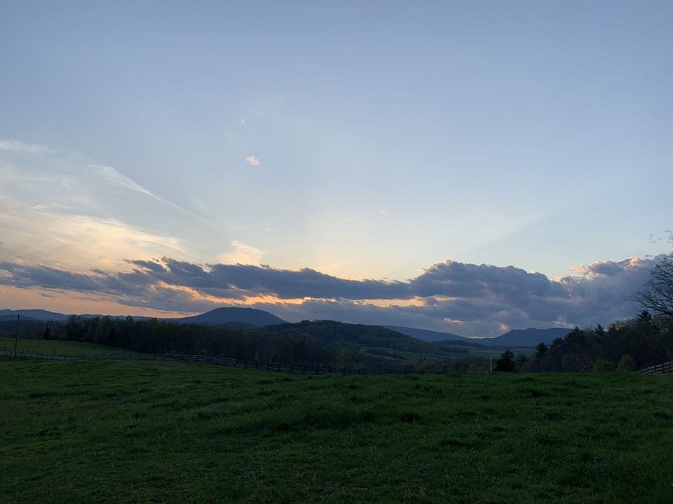 View, House Mountain.