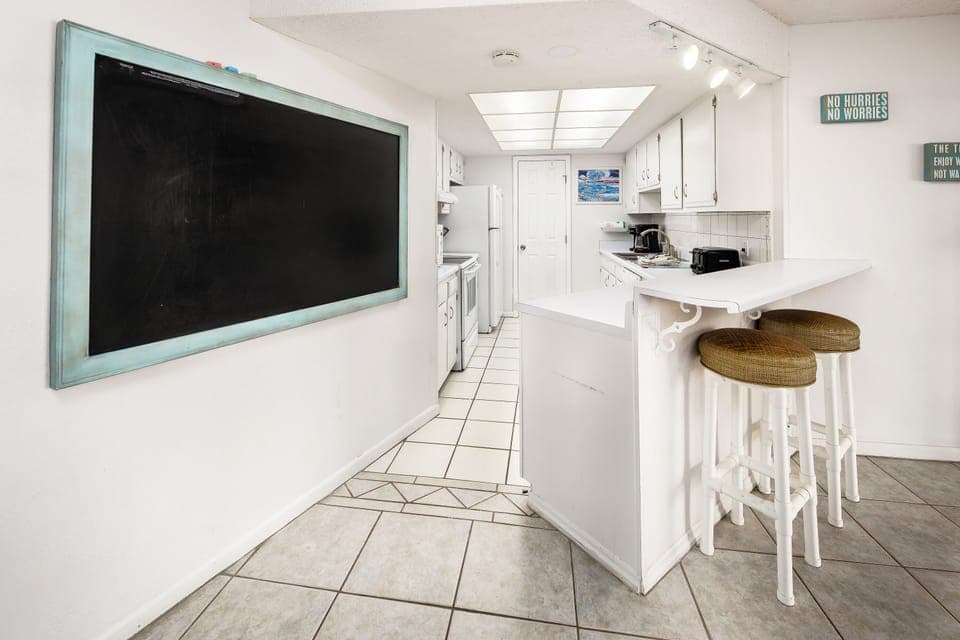 Kitchen - 
El Matador Resort, Okaloosa Island Fort Walton Beach Vacation Rentals