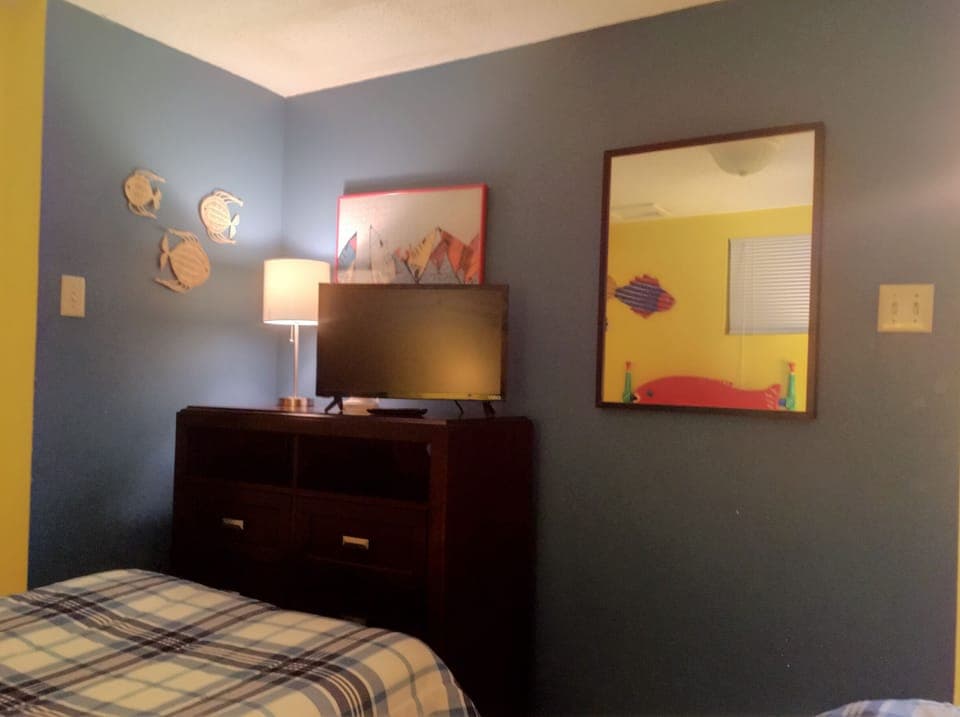 Guest bedroom with tv