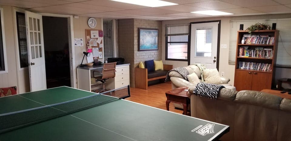 SUN ROOM WITH MOVIES, GAMES, AND A PING PONG TABLE, PERFECT PLAYROOM