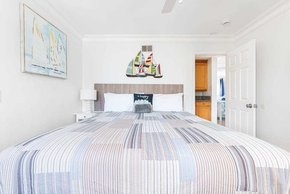 Bedroom #6 includes a king bed and roku TV.
                