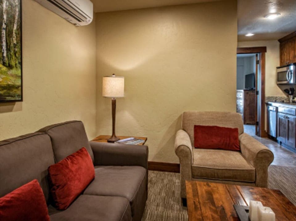 Lockout suite unit