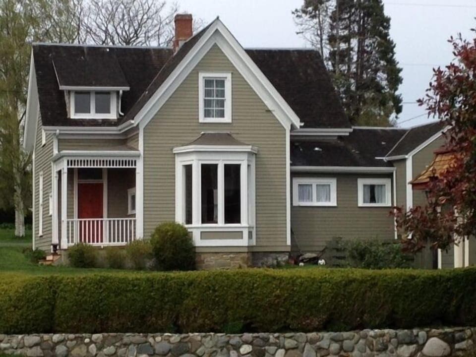 1041 Jefferson Street