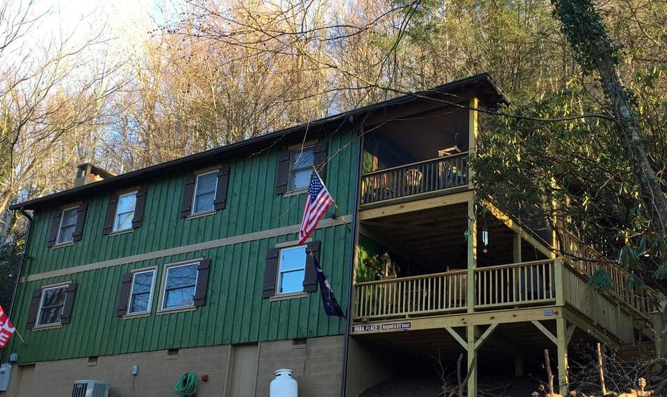 The view from Texas Rd and Robert Lake Park. 