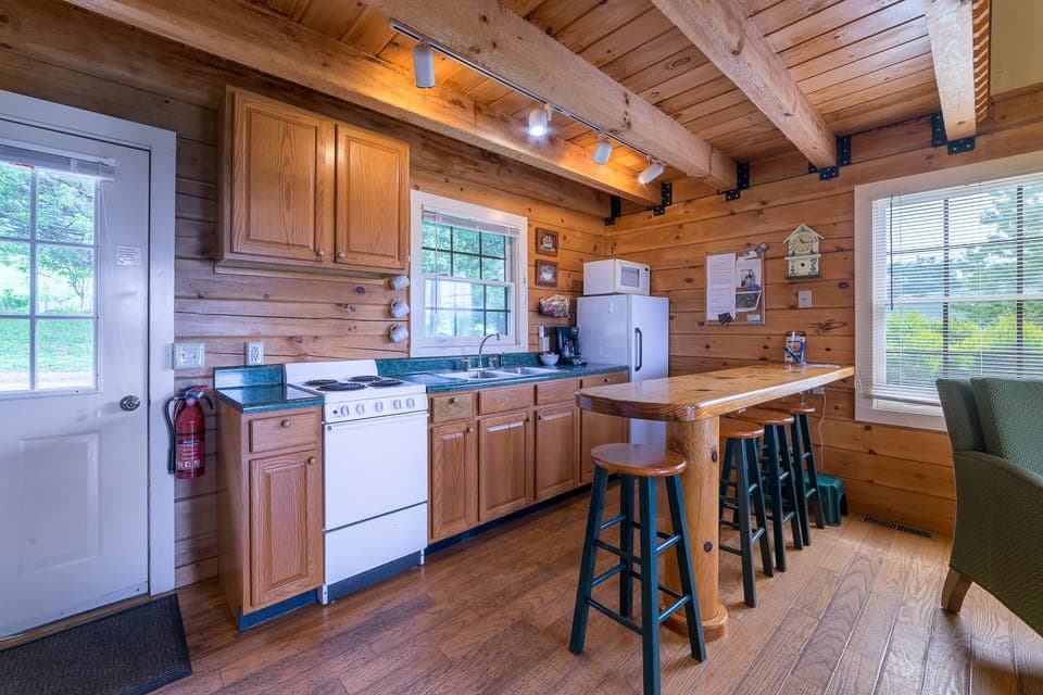 Fully equipped kitchen
