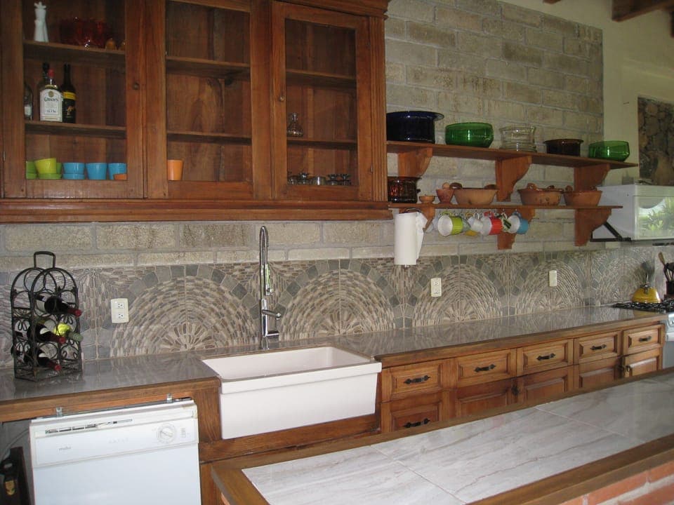 The kitchen.  La Cocina.