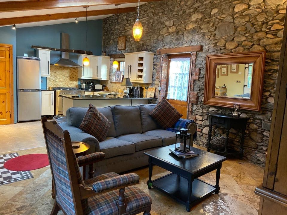 An Tigin Kitchen and Sitting Area