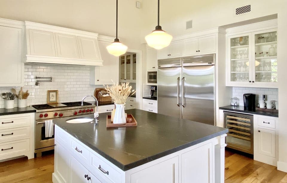 Fully stocked kitchen! Butlers pantry, coffee station, filtered hot/cold water 