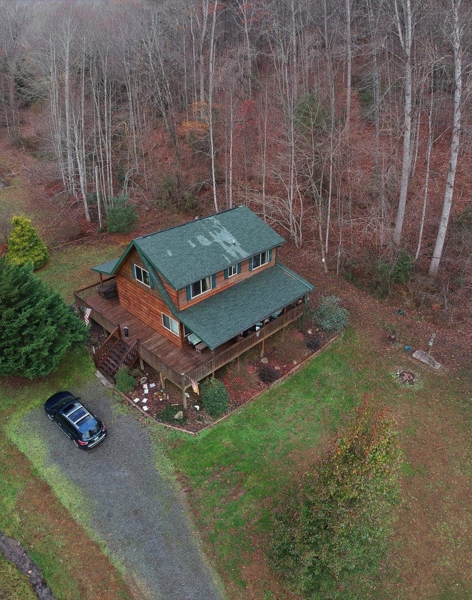 Aerial view of home 