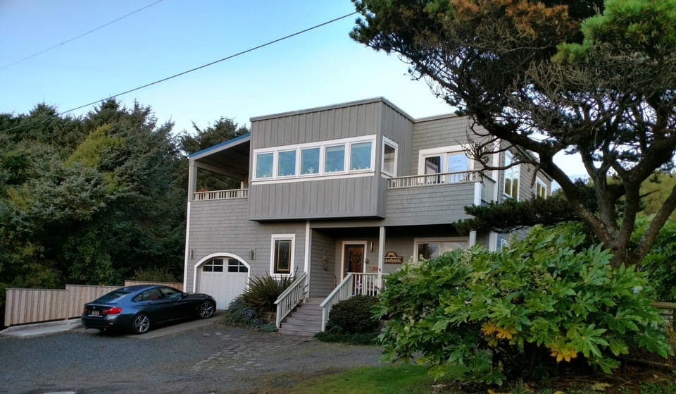 "Capehaven is all that you want from a beach rental..........."   Dawn Jan 2020