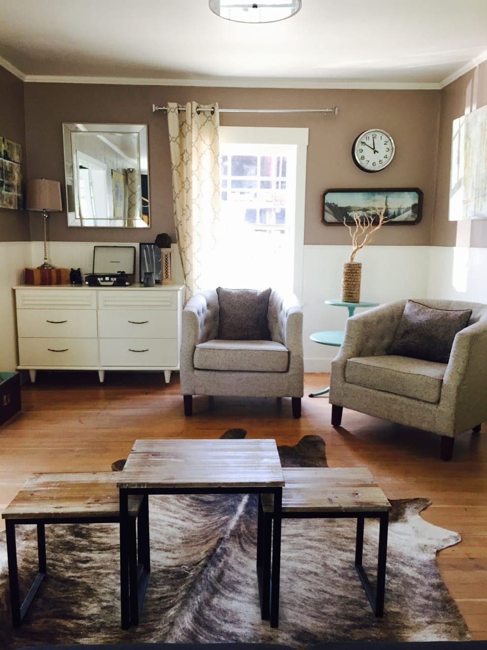 main living room with record player