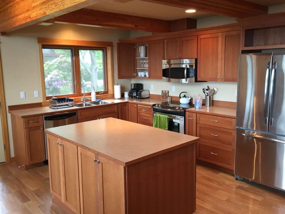 The modern kitchen is waiting for your gourmet magic. Clam linguine anyone?