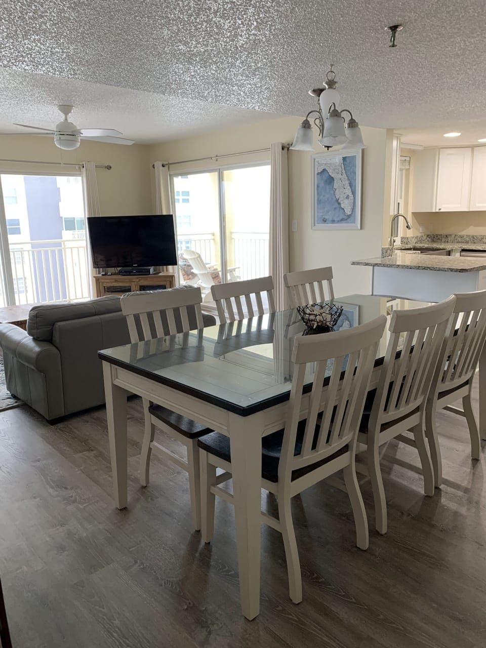 Dining/Living 