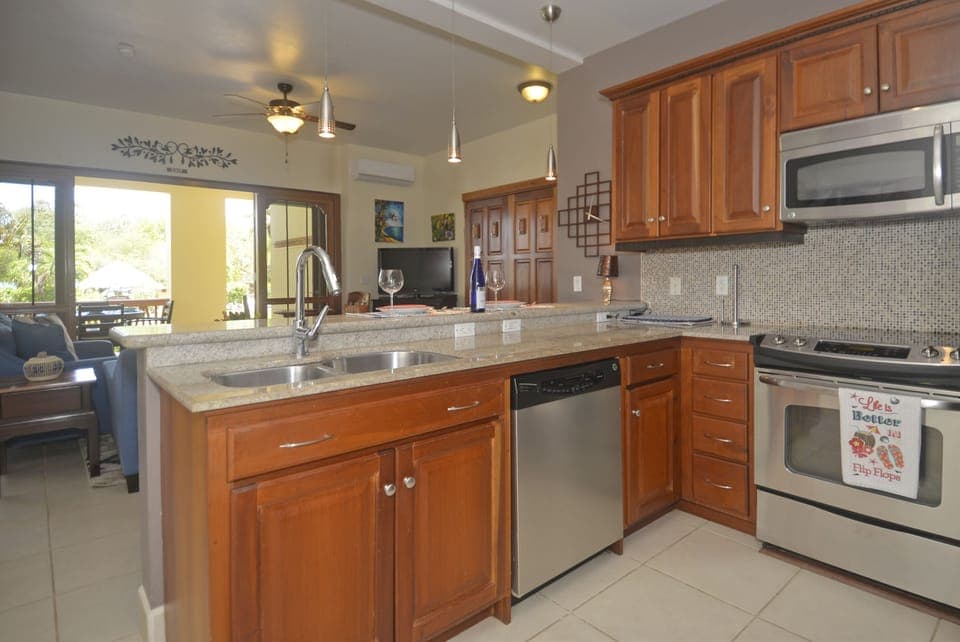 Granite counter tops and stainless steal appliances
