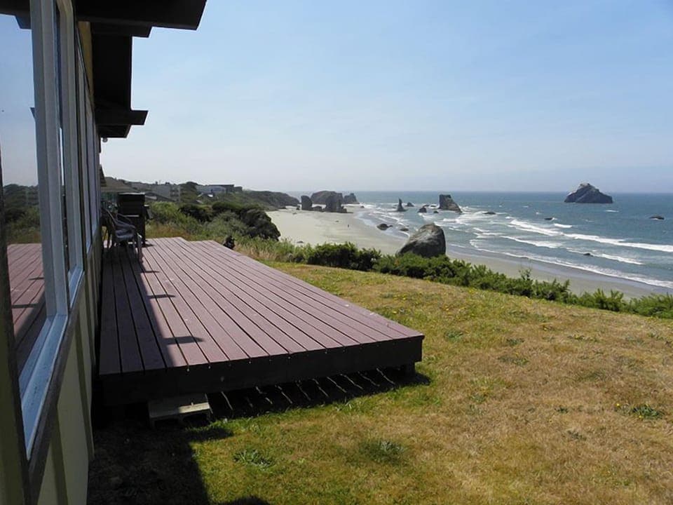 The stunning southwest view from the west deck.