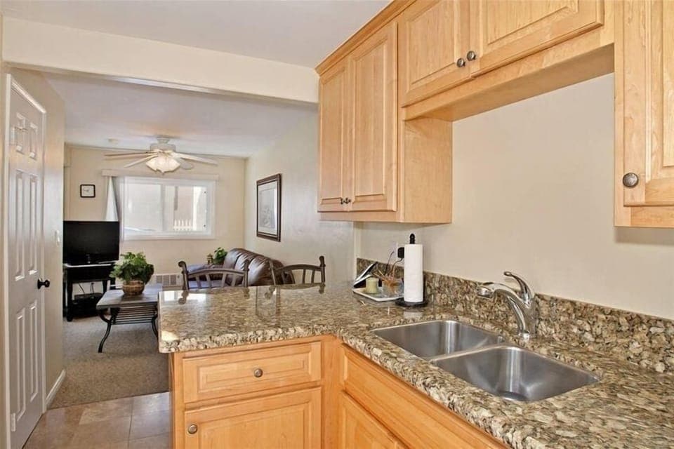 Fully updated and furnished studio for your enjoyment