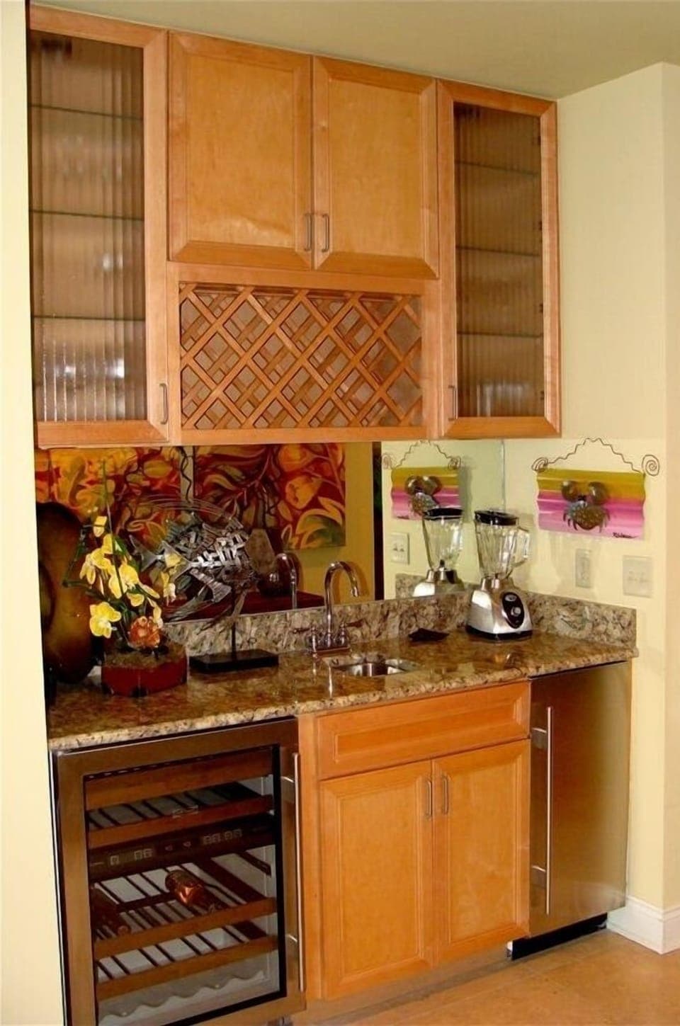 Wet Bar with Wine cooler, Ice Maker, Sink , Wine and Cocktail glasses