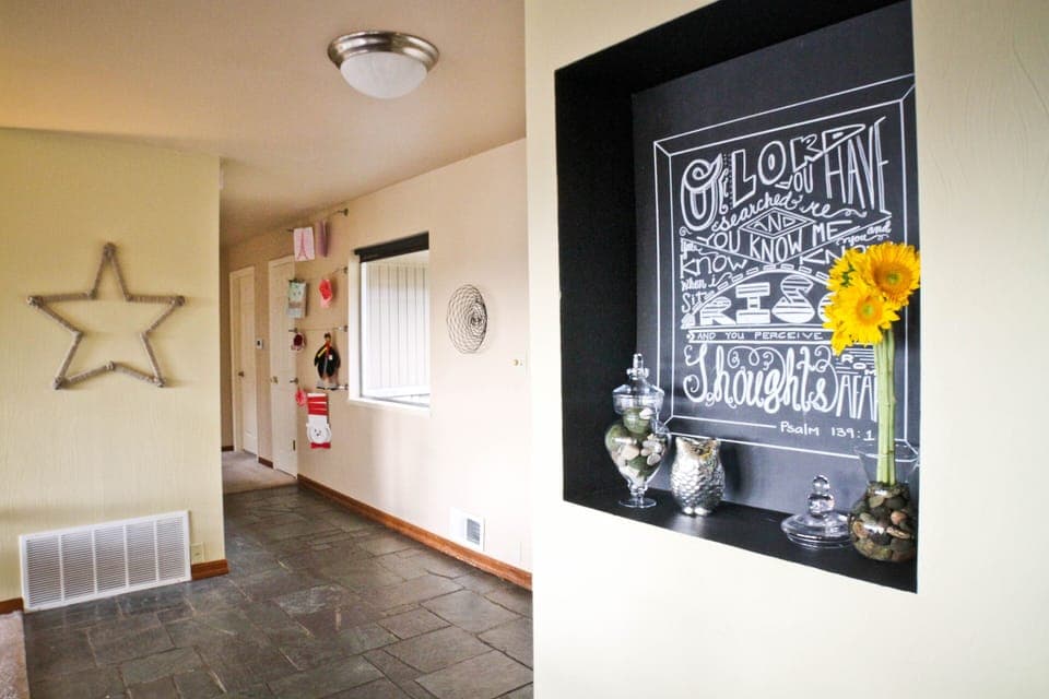 Hall to upstairs bedrooms