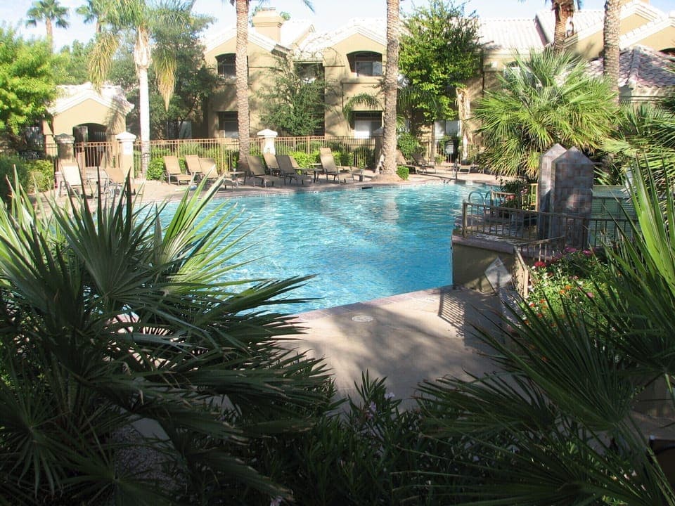 Gorgeous resort style pool.