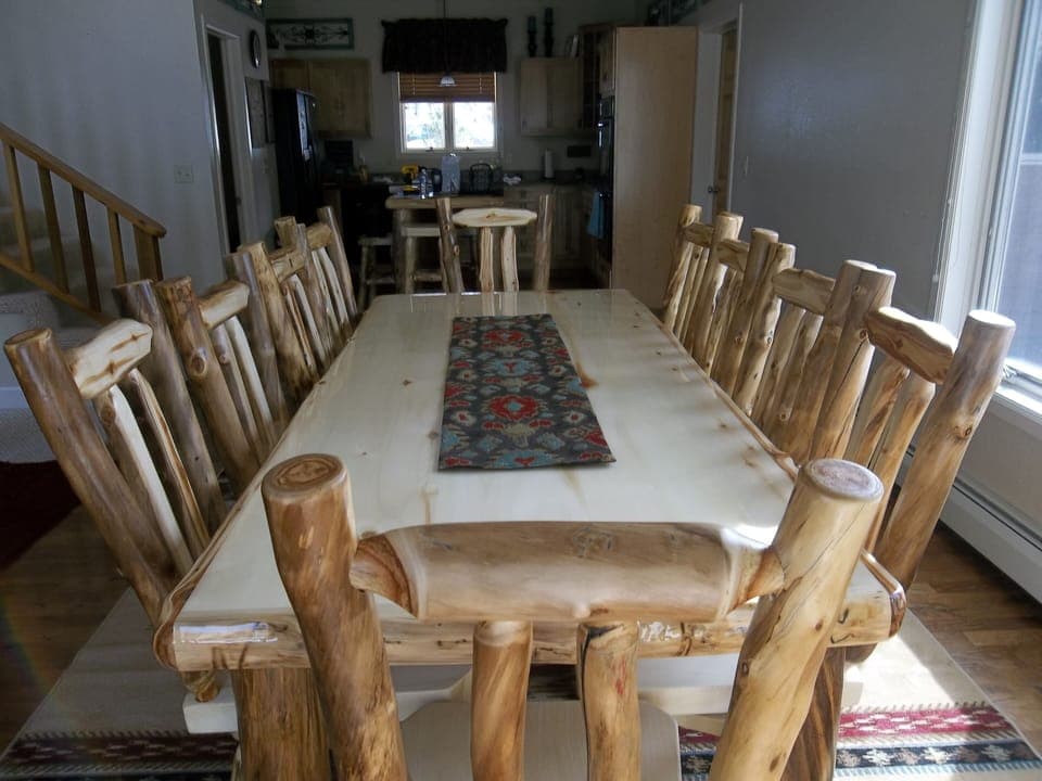 Dining Room & Kitchen