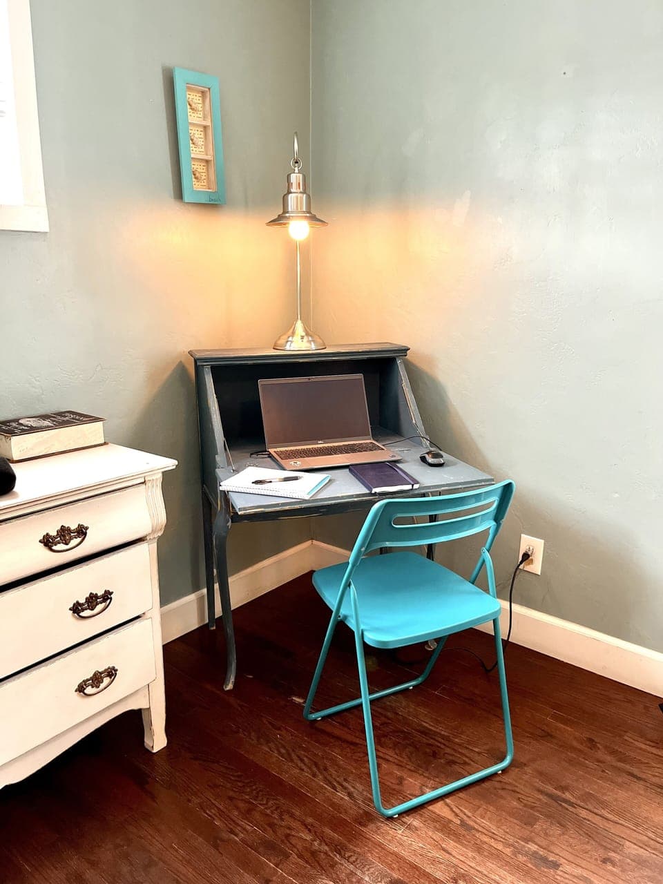 Little desk in the master bedroom 