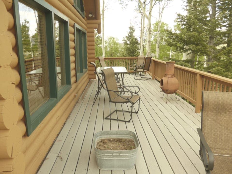 Deck