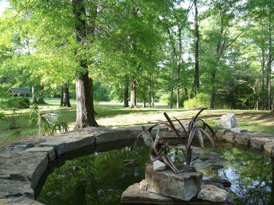 Fountain adjacent to The Cabin Retreat