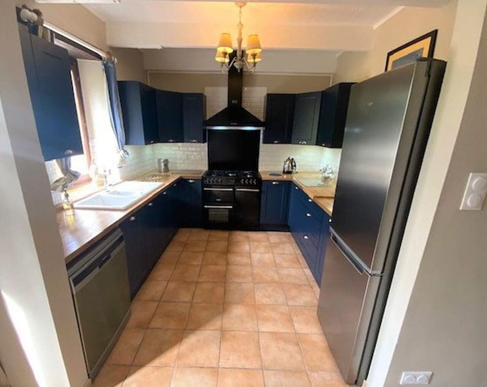 Granary's large fully equipped kitchen