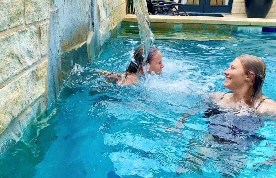 Agua Bonita - Swim under the wide arch of the waterfall at Agua Bonita- it's spectacular!