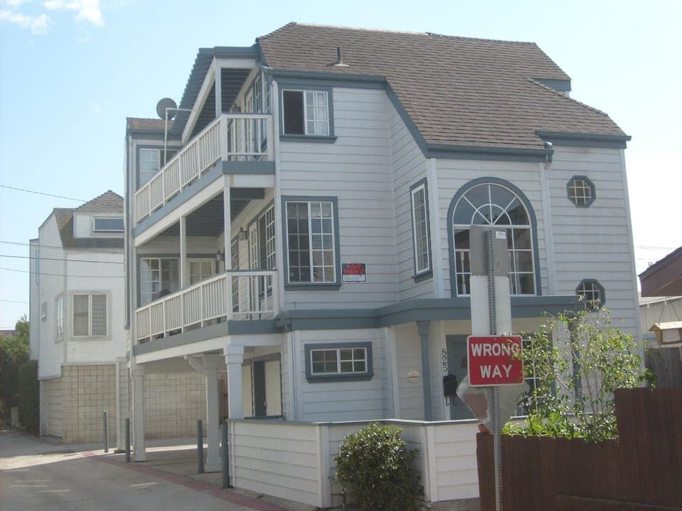 Outside of the House. Sleeps 11 People. Parking for 4 Vehicles.